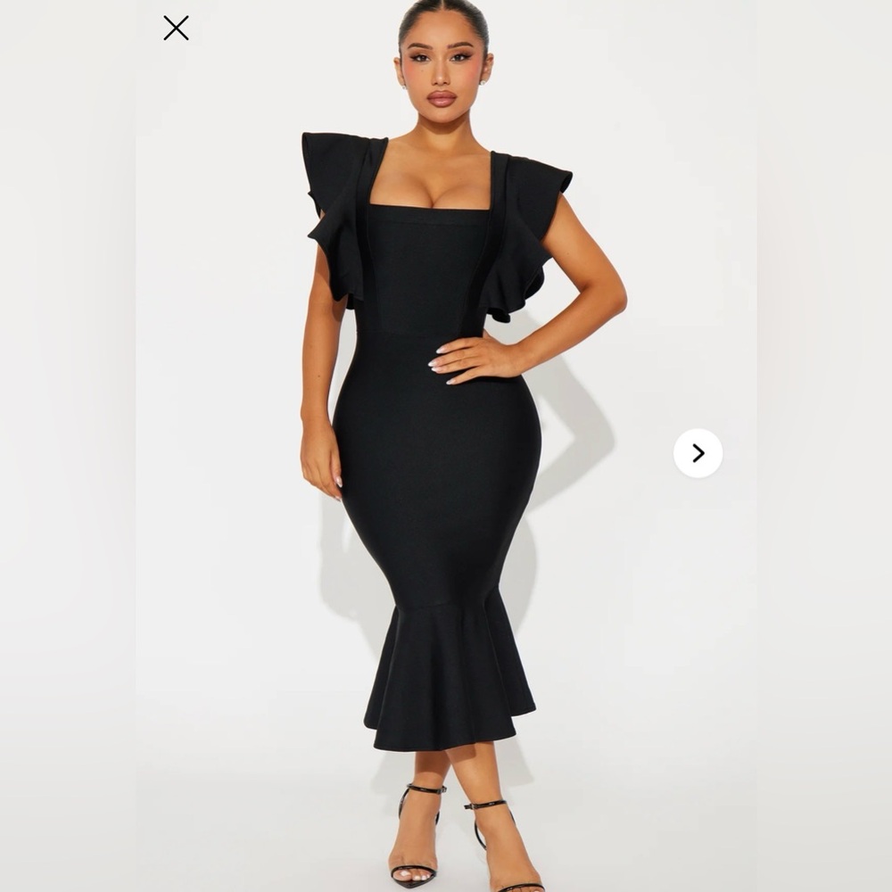 Elegant Black Ruffle Sleeve Dress